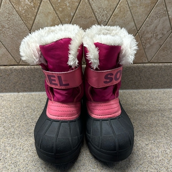 Sorel Other - Sorel girls size 11 boots pink and black great condition